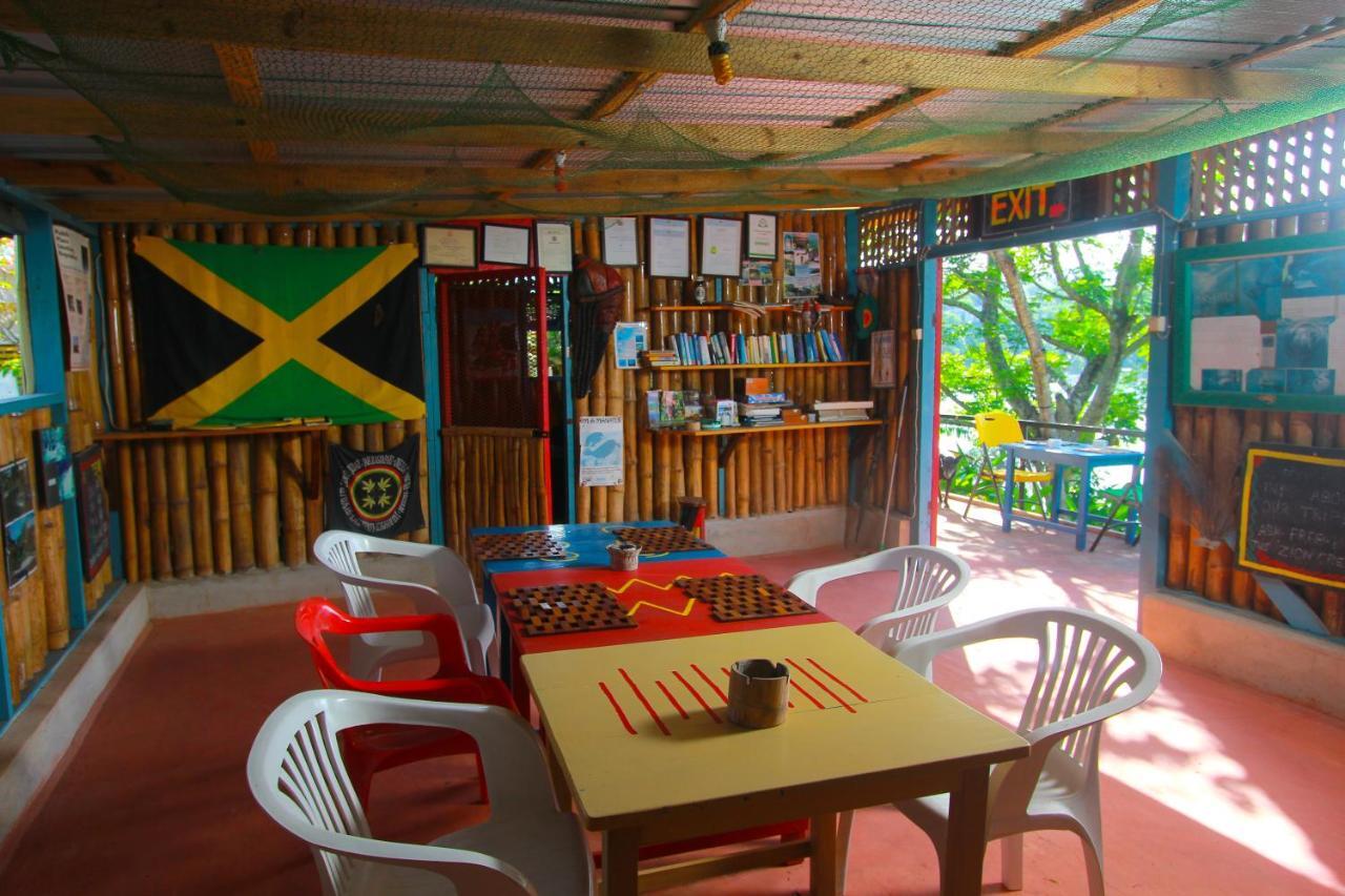 Zion Country Bed & Breakfast Manchioneal Bagian luar foto